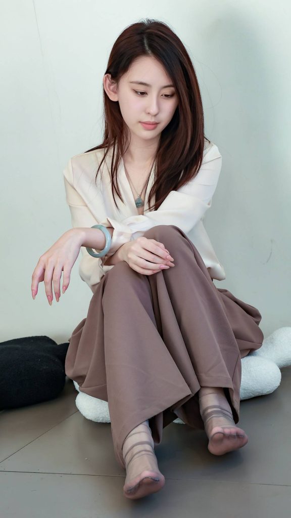 绮梦摄影 NO.043 yaya 无印珍藏版 [620P-2V-18.8G]-图屿X