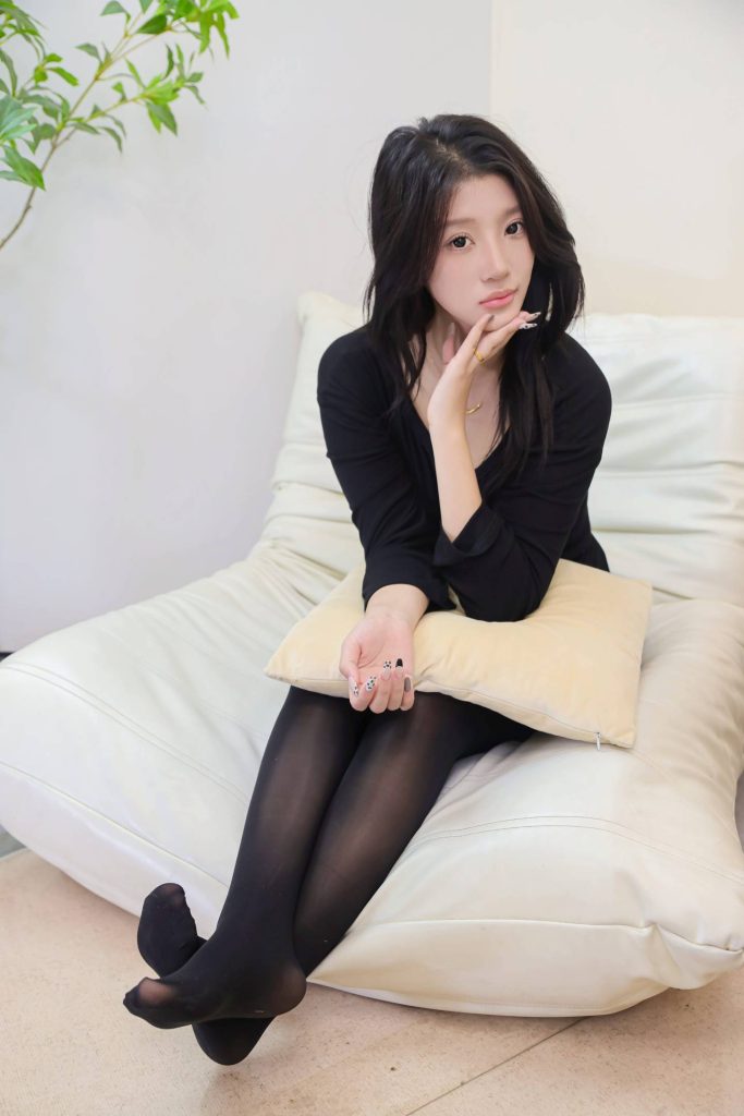 绮梦摄影 NO.075 甜甜 无印珍藏版 [518P-2V-13.6G]-图屿X