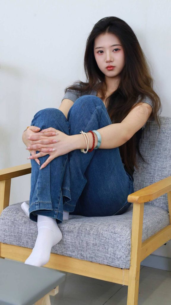 绮梦摄影 NO.247 子涵 无印珍藏版 [302P-1V-7.5G]-图屿X