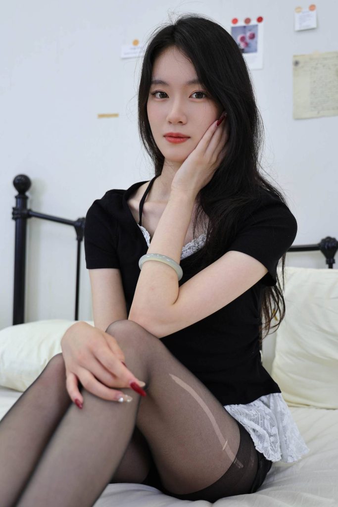 绮梦摄影 NO.327 小艺 无印珍藏版 [460P-2V-12.3G]-图屿X