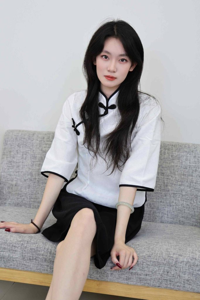 绮梦摄影 NO.337 小艺 无印珍藏版 [486P-2V-12.5G]-图屿X