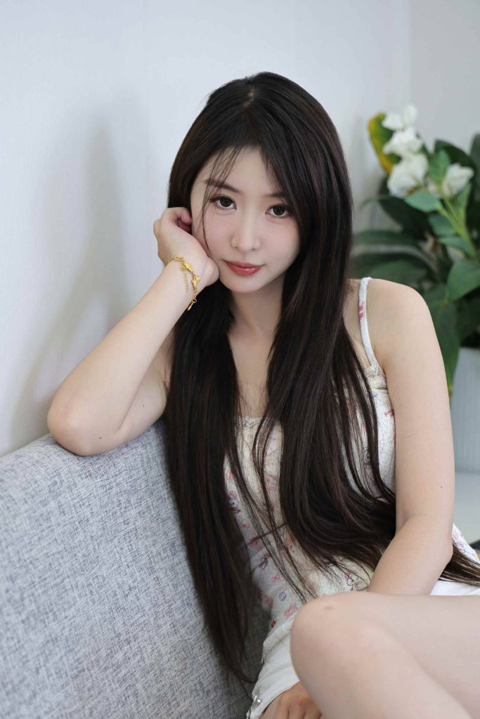 绮梦摄影 NO.350 依依 无印珍藏版 [462P-2V-11.7G]-图屿X