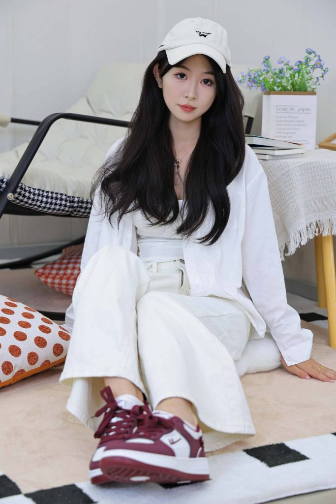 绮梦摄影 NO.368 依依 无印珍藏版 [484P-2V-11.4G]-图屿X