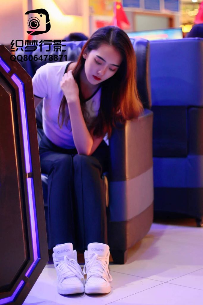 织梦映像 方寸之间 神游网络千万里 [300P-6V-13.6GB]-图屿X