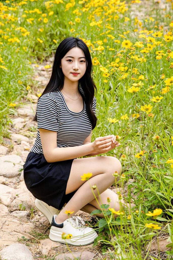 足愉心 NO.040 雅楠（体操服、白色短裙、白色棉袜、运动鞋） [115P-2V-14.7G]-图屿X