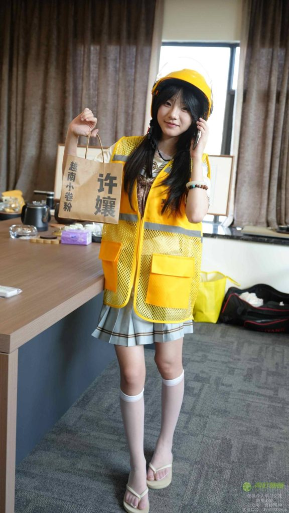 青柠映画 No.082 阿慌 JK外卖员指甲油素材 [114P2V2.8G]-图屿X