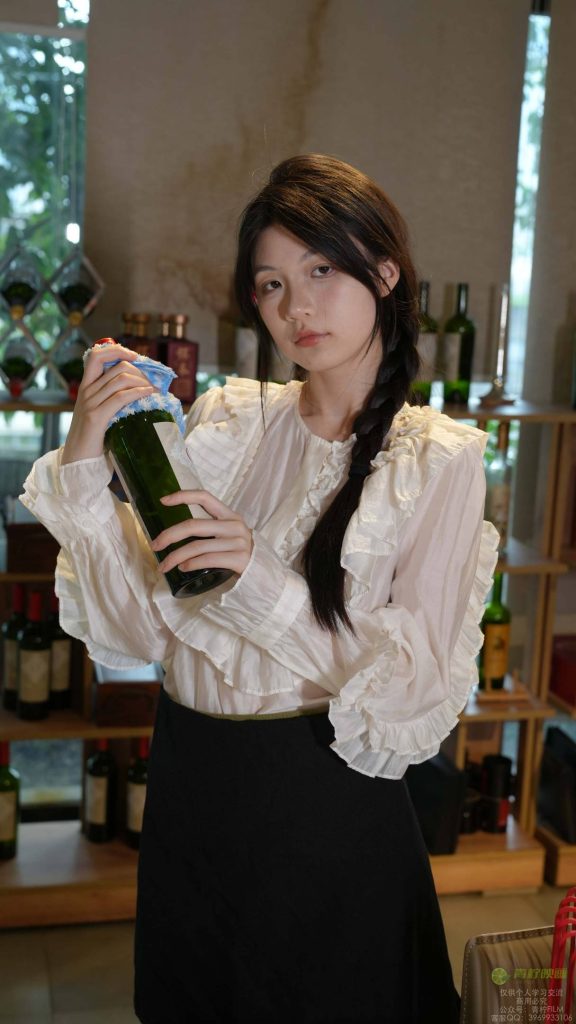 青柠映画 No.097 小小 红酒服务员素材 [171P-2V-7.6G]-图屿X