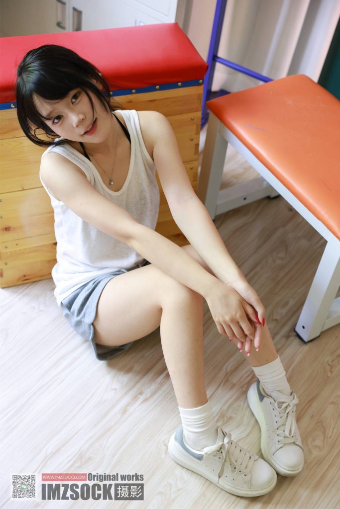 Imzsock 2025-28期 琛琛 [96P-2V-3.2GB]-图屿X