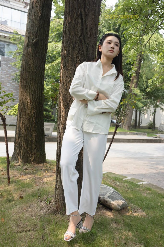 她们印象 No.2572 小爱 [168P-1V-4.4G]-图屿X