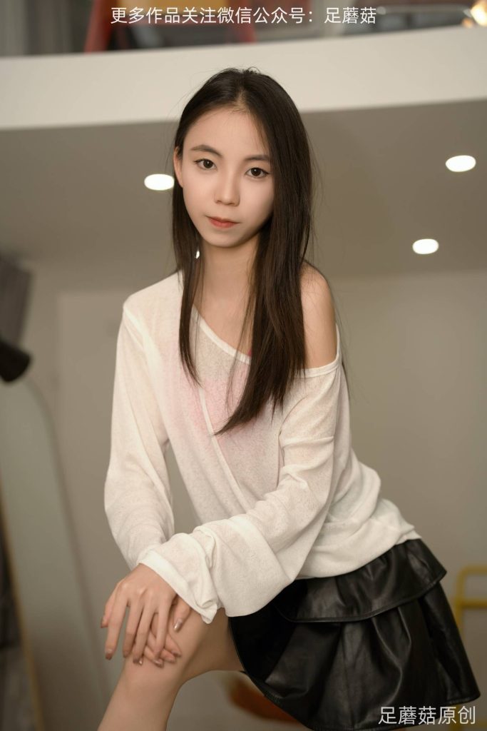 足蘑菇 NO.048 草莓 [100P-469MB]-图屿X