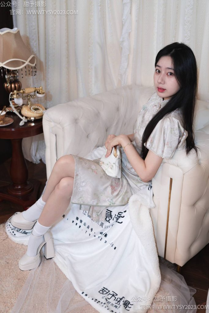 甜予摄影 NO.006 鱼鱼-高跟鞋、白棉袜、肉丝 [124P-2V-9.4GB]-图屿X