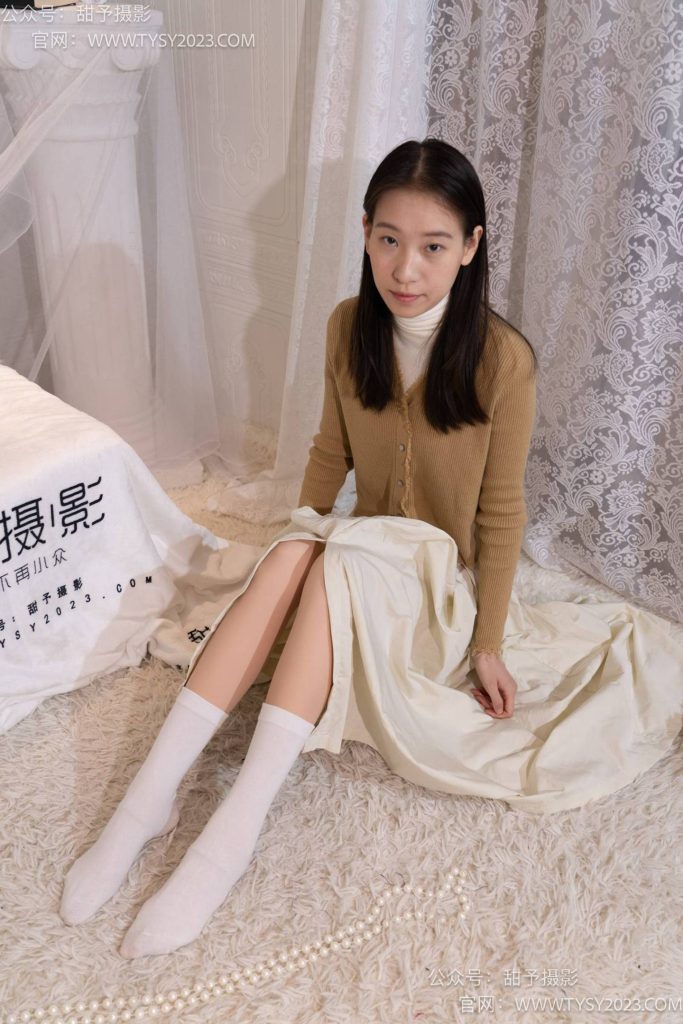 甜予摄影 NO.013 帆帆-平底鞋、白棉袜、裸足 [130P-2V-9.9GB]-图屿X