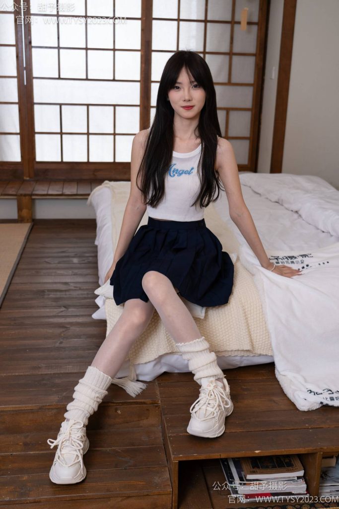 甜予摄影 NO.018 璇璇-运动鞋、白丝 [131P-2V-10.0GB]-图屿X