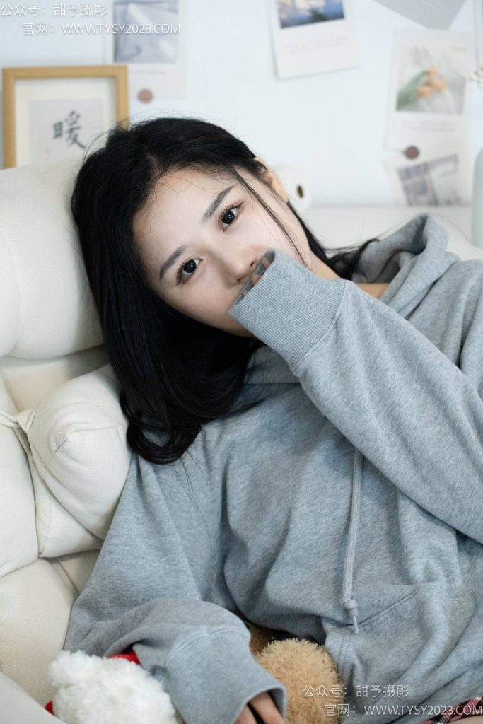 甜予摄影 NO.023 澜澜-皮鞋、白棉袜、裸足 [133P-2V-10.2GB]-图屿X