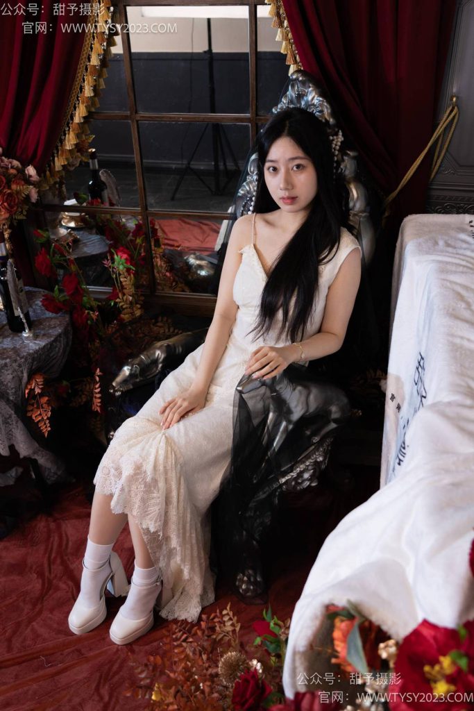 甜予摄影 NO.027 鱼鱼-高跟鞋、白棉袜、肉丝 [103P-2V-9.3GB]-图屿X