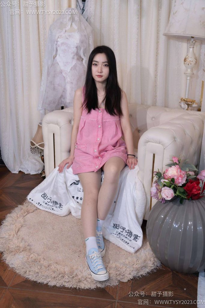 甜予摄影 NO.035 栗栗-帆布鞋、白棉袜、肉丝 [128P-2V-9.9GB]-图屿X