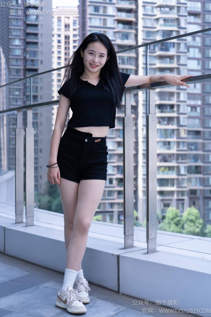 甜予摄影 NO.052 思思-板鞋、白棉袜、肉丝 [128P-2V-9.6GB]-图屿X