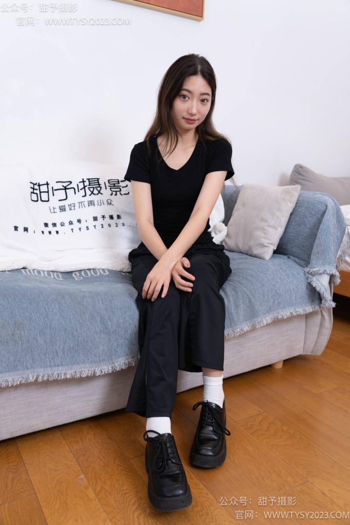 甜予摄影 NO.054 雪梨-皮鞋、白棉袜、肉丝 [130P-2V-9.9GB]-图屿X