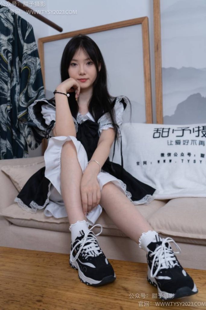 甜予摄影 NO.083 璇璇-运动鞋、白棉袜、裸足 [133P-2V-9.9GB]-图屿X