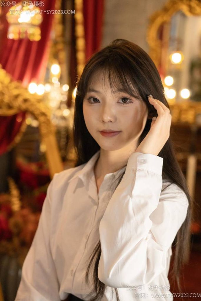 甜予摄影 NO.107 璇璇-高跟鞋、拖鞋、薄肉丝（脚尖透明款）、薄黑丝（脚尖加固款）、踩小房子的剧情 [157P-2V-8.7GB]-图屿X