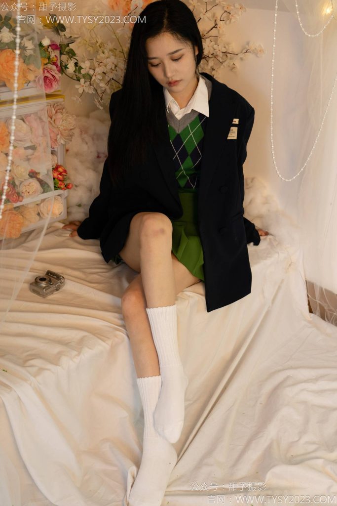 甜予摄影 NO.139 澜澜-皮鞋、白棉袜、裸足 [116P-2V-10.0GB]-图屿X