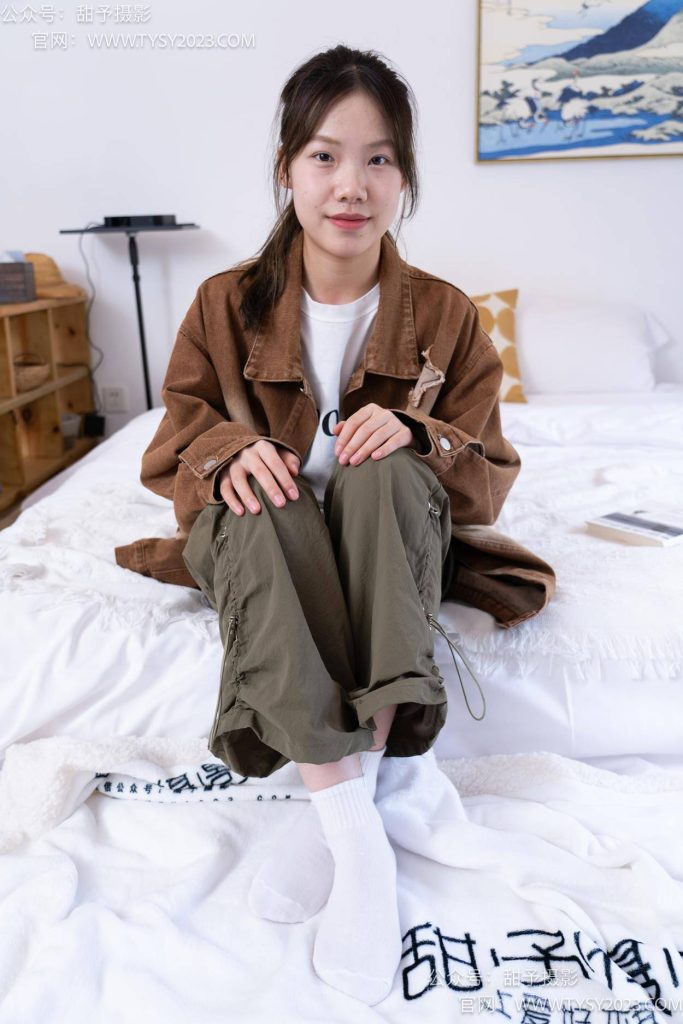 甜予摄影 NO.161 双双-板鞋、白棉袜、裸足 [130P-2V-10.0GB]-图屿X