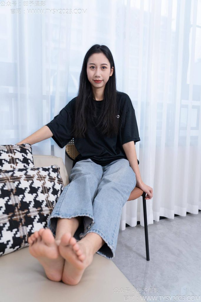 甜予摄影 NO.163 娃娃-板鞋、白棉袜、裸足 [130P-2V-9.8GB]-图屿X