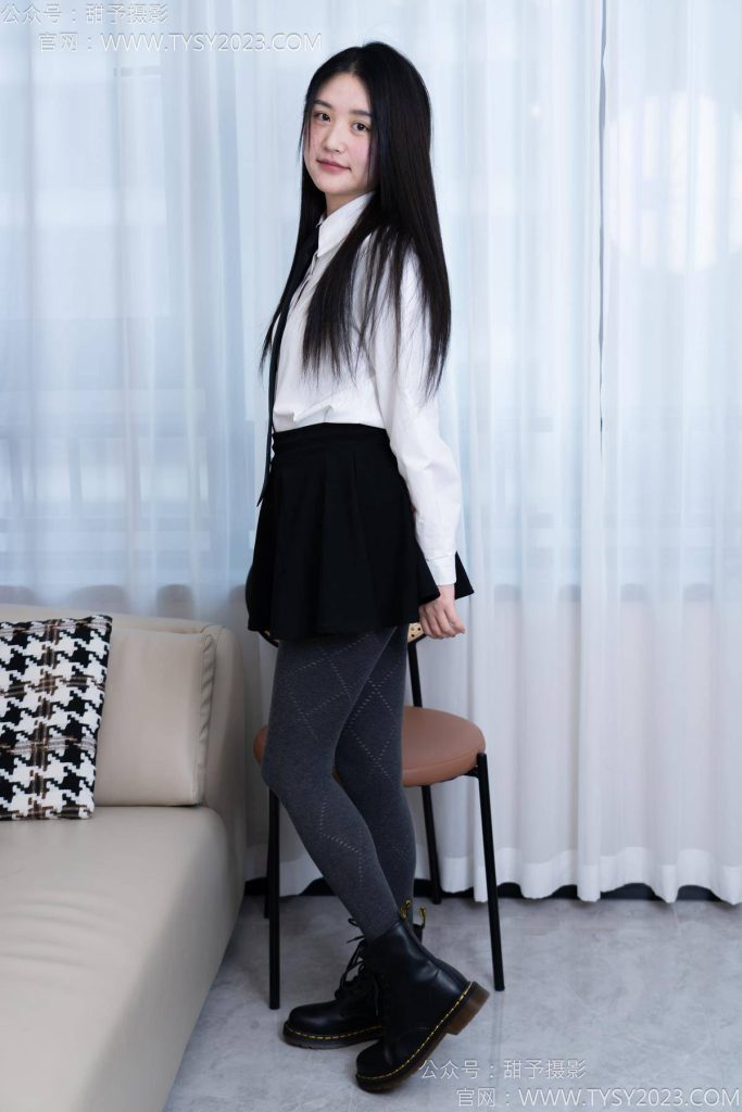 甜予摄影 NO.168 澜澜-短靴、小腿袜、肉丝 [165P-2V-11.1GB]-图屿X