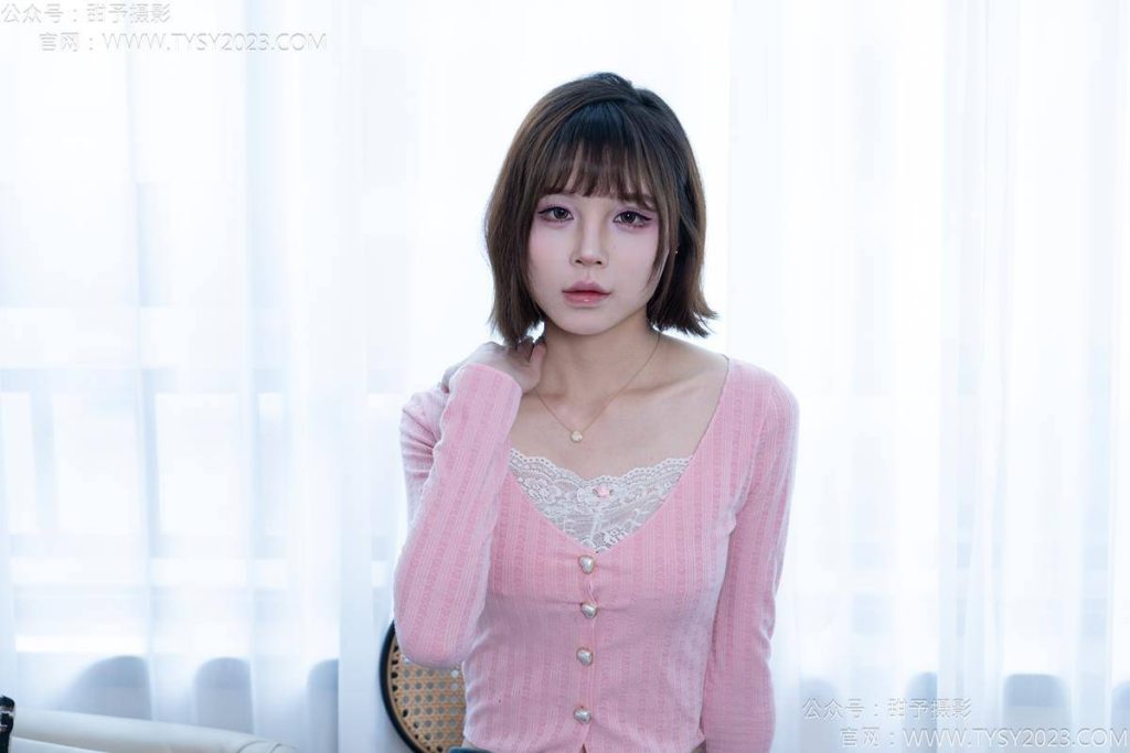 甜予摄影 NO.170 珞珞-板鞋、白棉袜、裸足 [130P-2V-9.9GB]-图屿X