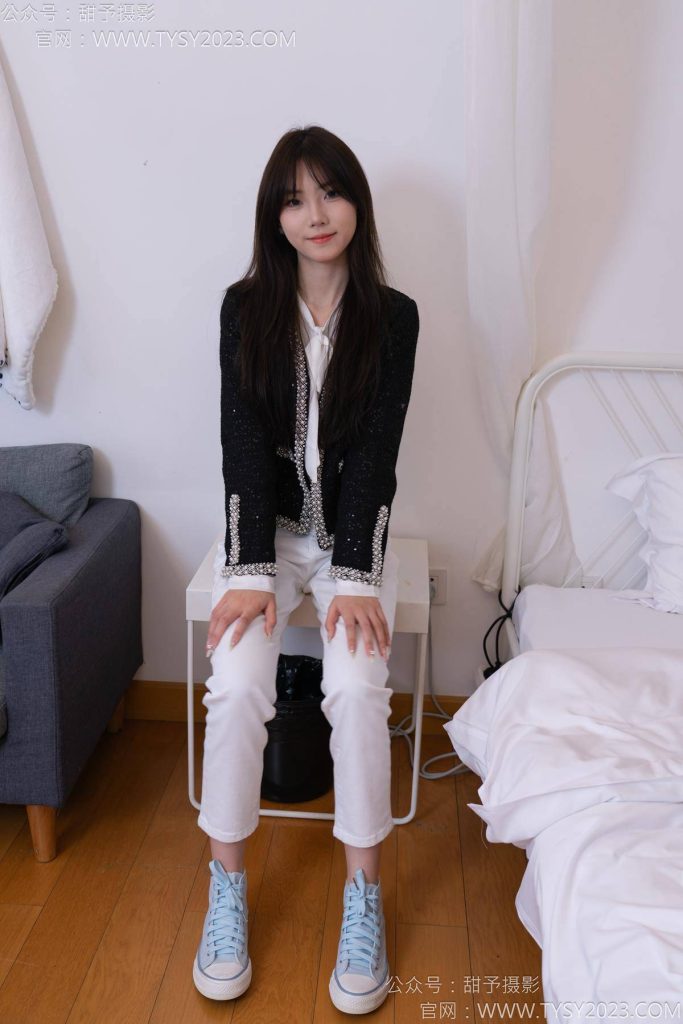 甜予摄影 NO.171 璇璇-帆布鞋、白棉袜、抖腿剧情 [151P-2V-10.5GB]-图屿X