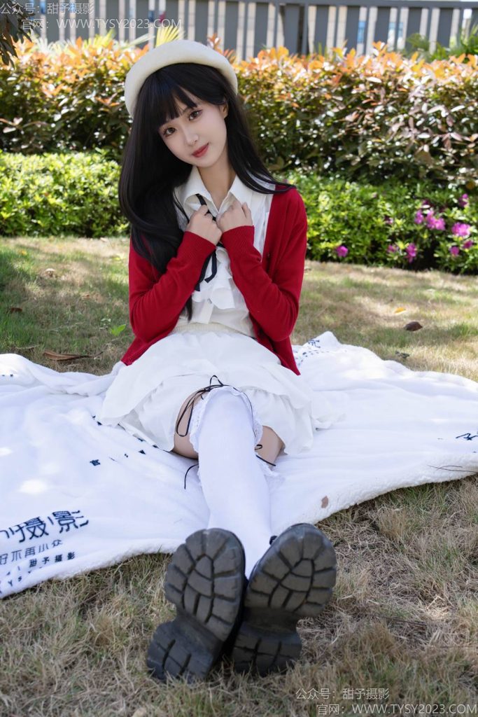 甜予摄影 NO.197 小甜桃 皮鞋、大腿袜、裸足 [144P-2V-9.5GB]-图屿X