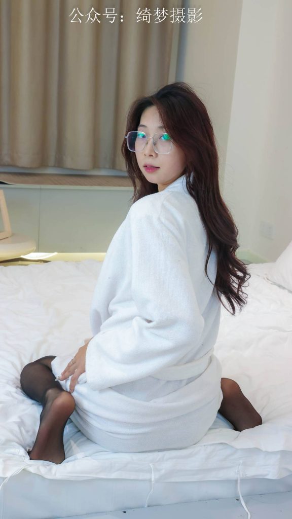 绮梦摄影 NO.015 秋月 无印珍藏版 [1320P-1V-25.1GB]-图屿X