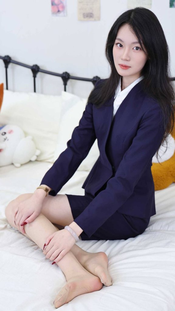 绮梦摄影 NO.501 小艺 无印珍藏版 [454P-2V-11.5GB]-图屿X