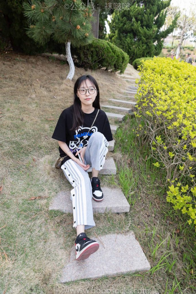 BoBoSocks袜啵啵 NO.023 稚予-AJ、白色短棉袜、裸足 [119P-1V-3.2GB]-图屿X