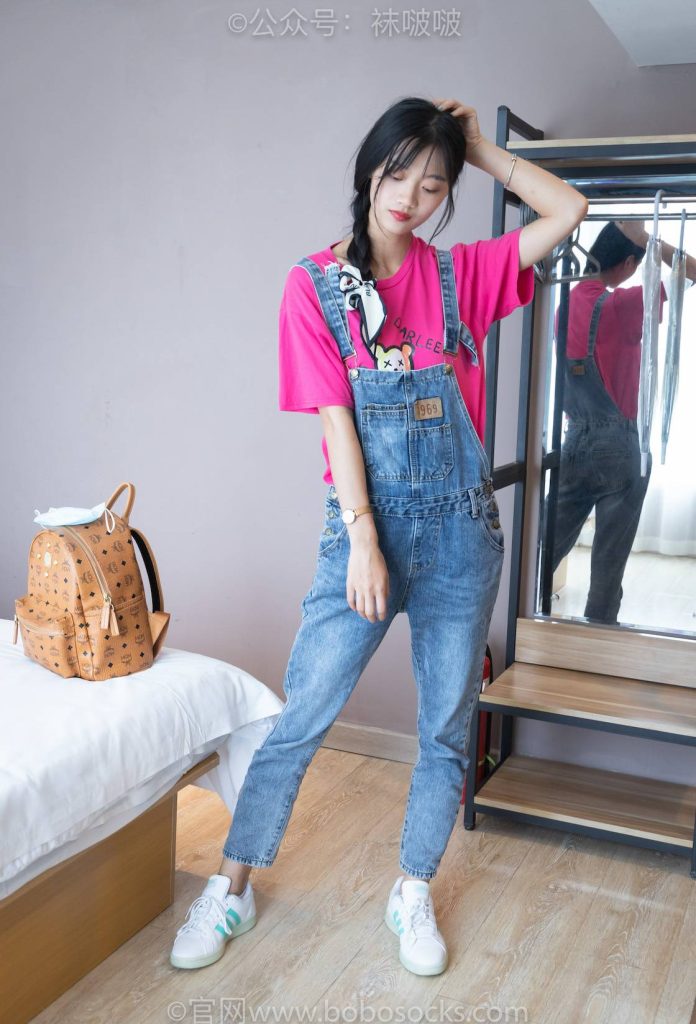 BoBoSocks袜啵啵 NO.024 涵涵-板鞋、白棉袜、裸足 [134P-1V-3.9GB]-图屿X