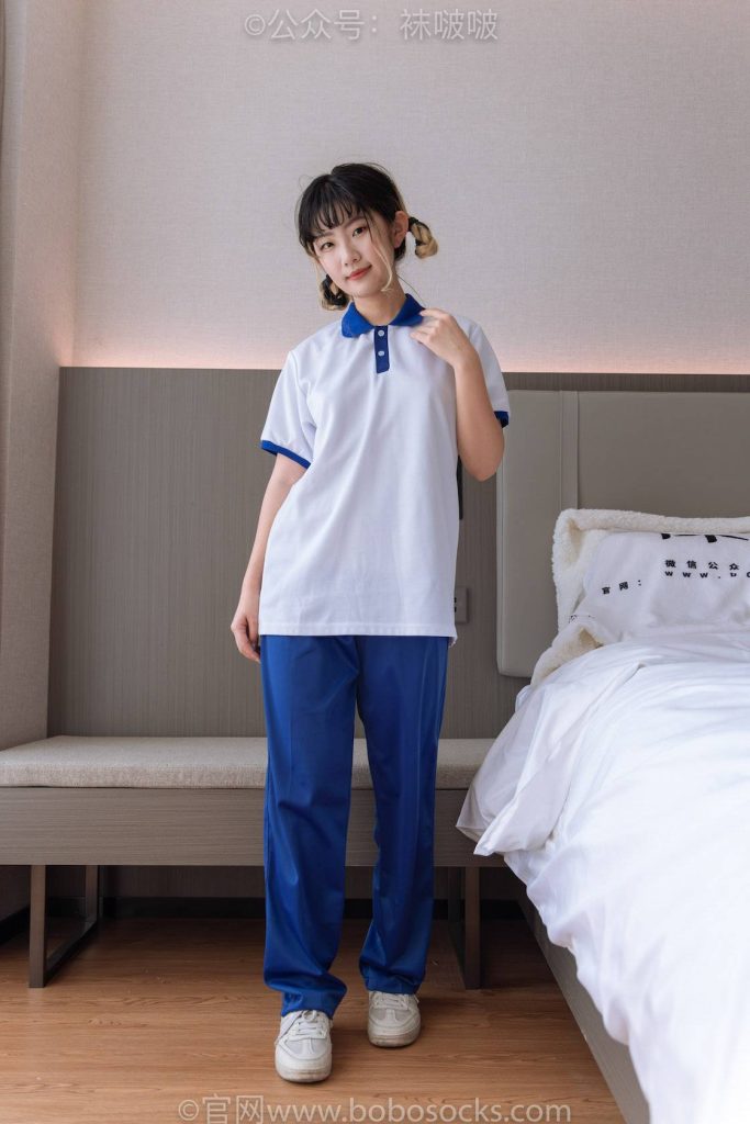 BoBoSocks袜啵啵 NO.042 砂糖-校服、板鞋、白棉袜、油亮白丝 [139P-1V-6.7GB]-图屿X