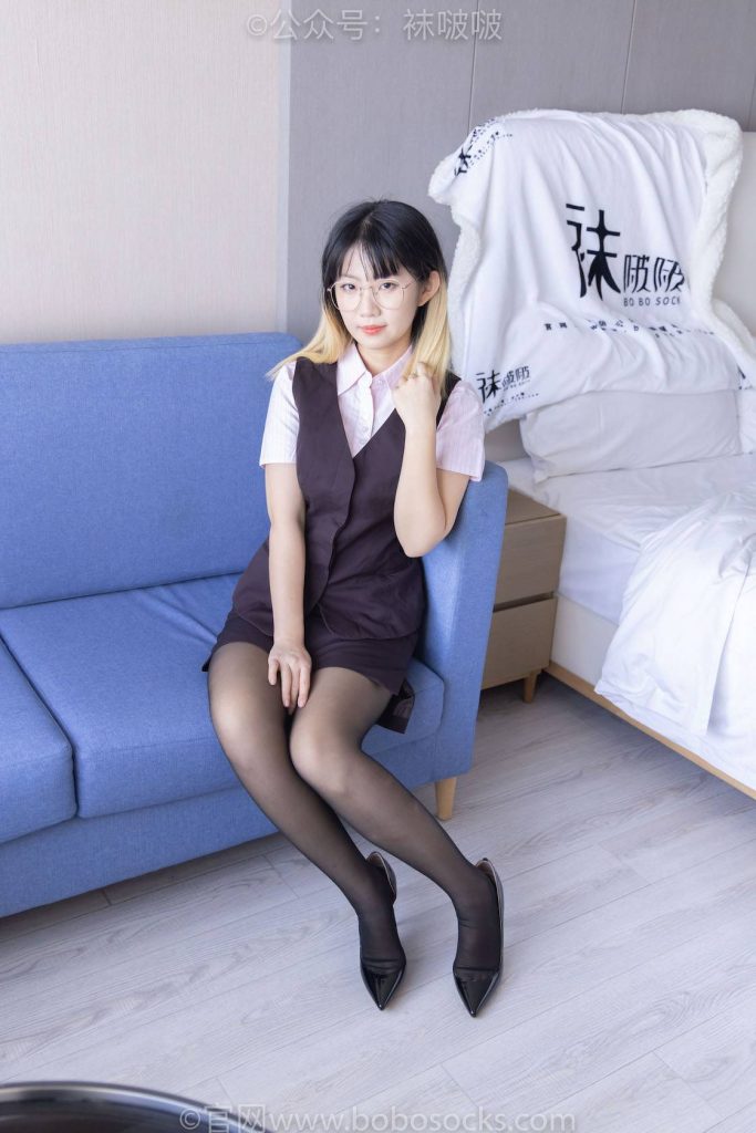 BoBoSocks袜啵啵 NO.065 砂糖-招行制服、高跟鞋、黑丝 [140P-1V-6.5GB]-图屿X
