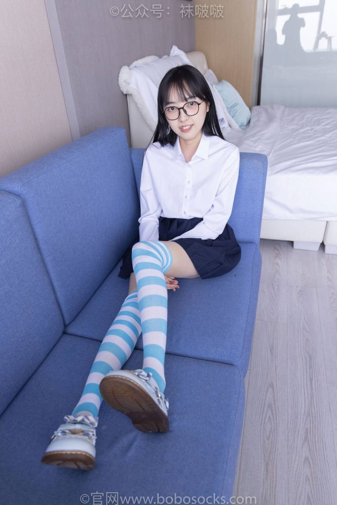 BoBoSocks袜啵啵 NO.070 稚予 皮鞋、拖鞋、过膝袜、白棉袜 [148P-1V-7.1GB]-图屿X