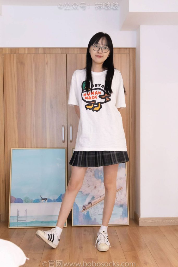 BoBoSocks袜啵啵 NO.073 稚予-贝壳头、白棉袜、裸足（花絮版） [145P-1V-6.8GB]-图屿X