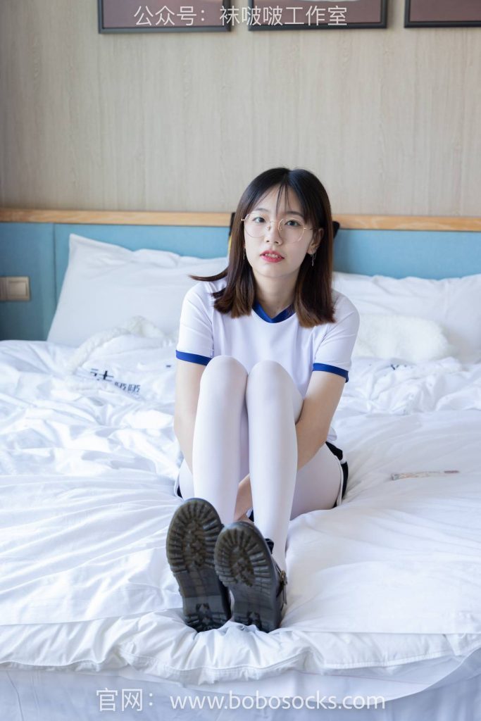 BoBoSocks袜啵啵 NO.108 小甜豆-皮鞋、厚白丝、踩奶油蛋糕剧情 [137P-1V-5.4GB]-图屿X