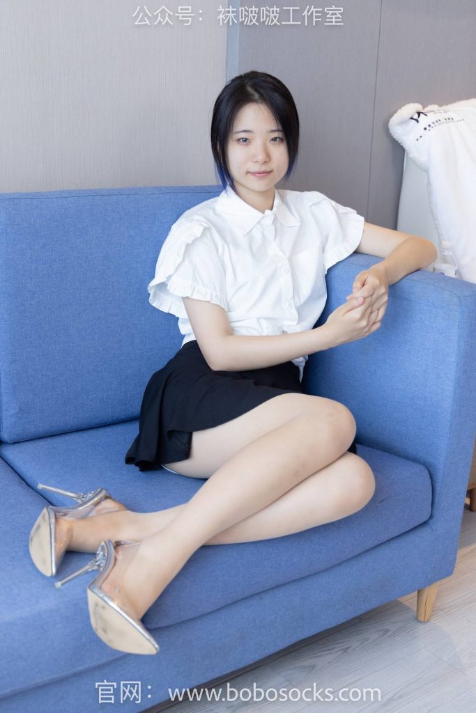 BoBoSocks袜啵啵 NO.116 小淳-两双高跟鞋、肉丝、裸足 [146P-1V-5.7GB]-图屿X