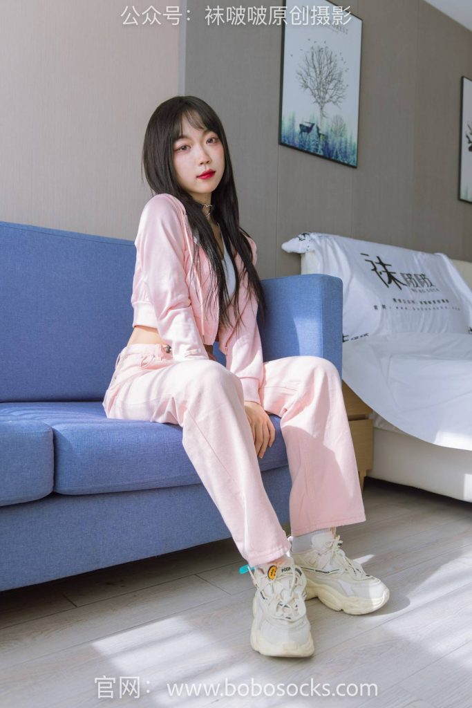 BoBoSocks袜啵啵 NO.141 周周-运动鞋、白棉袜、裸足 [140P-1V-5.6GB]-图屿X