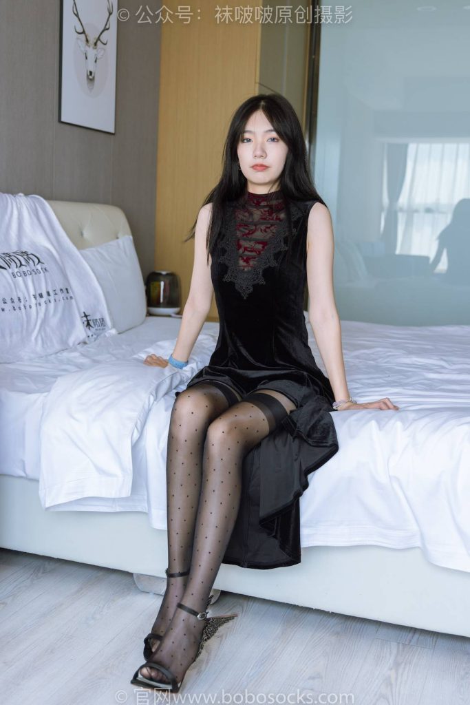 BoBoSocks袜啵啵 NO.175 小甜豆-高跟鞋、黑丝 脚尖透明款 [140P-1V-5.8GB]-图屿X