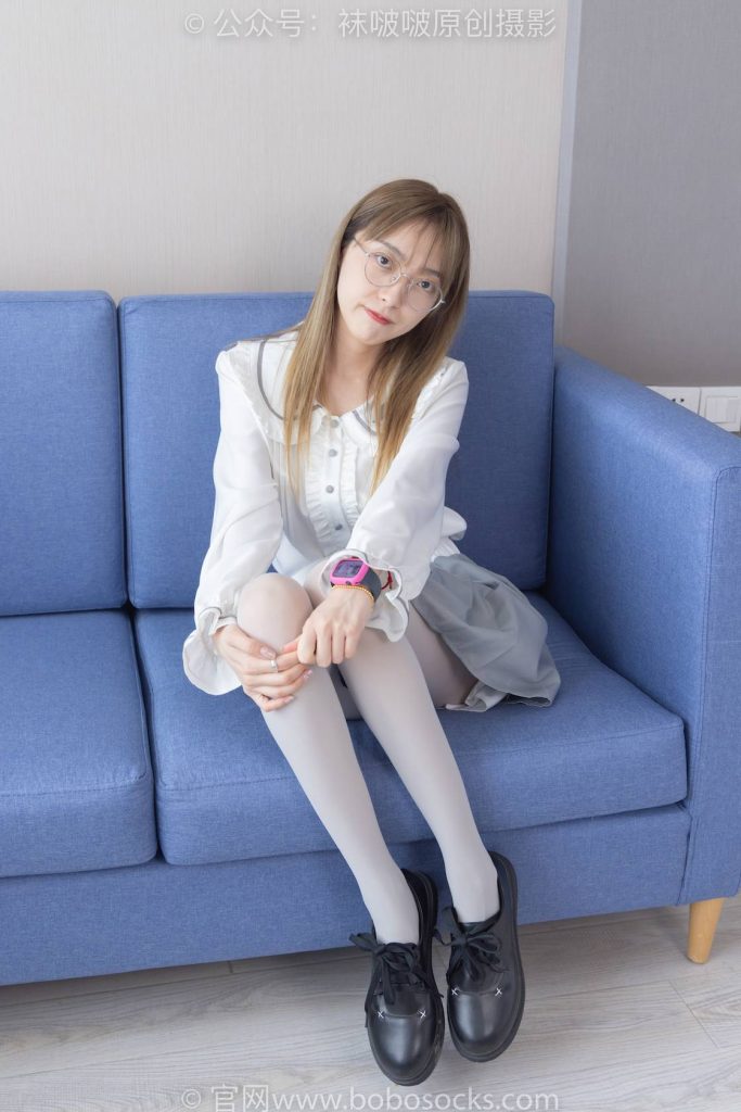 BoBoSocks袜啵啵 NO.213 稚予-黑皮鞋、厚灰丝 [140P-1V-5.5GB]-图屿X