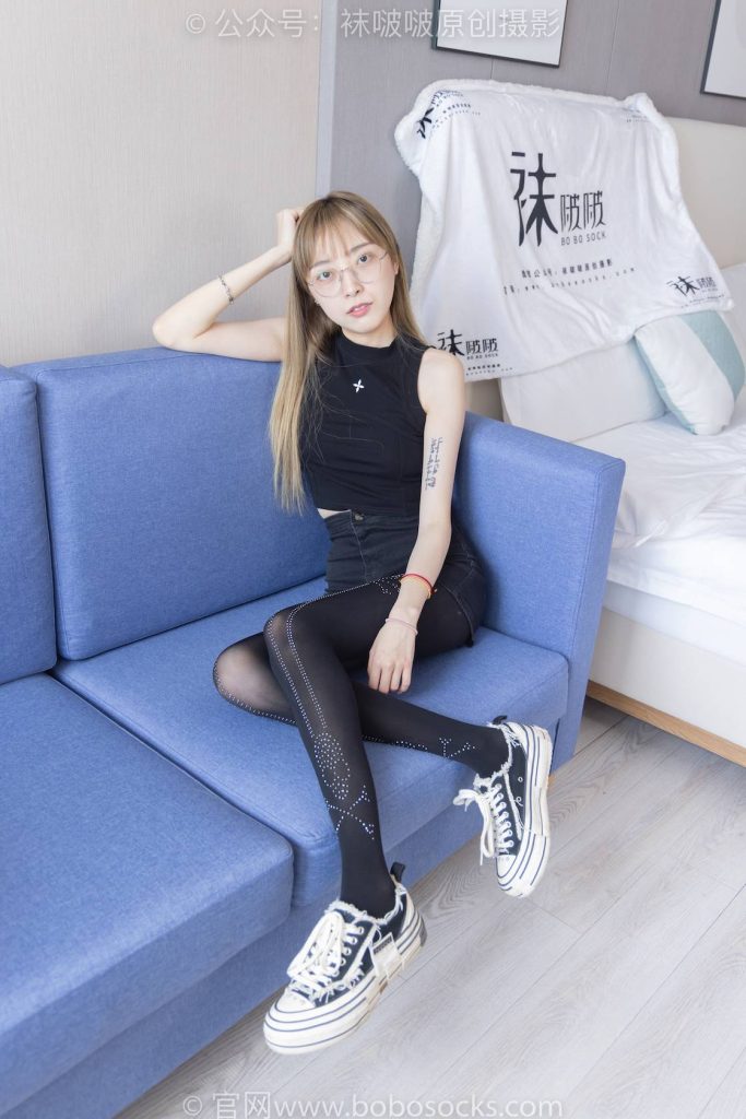 BoBoSocks袜啵啵 NO.219 稚予-板鞋、拖鞋、厚黑丝、蕾丝黑丝 [140P-1V-5.4GB]-图屿X