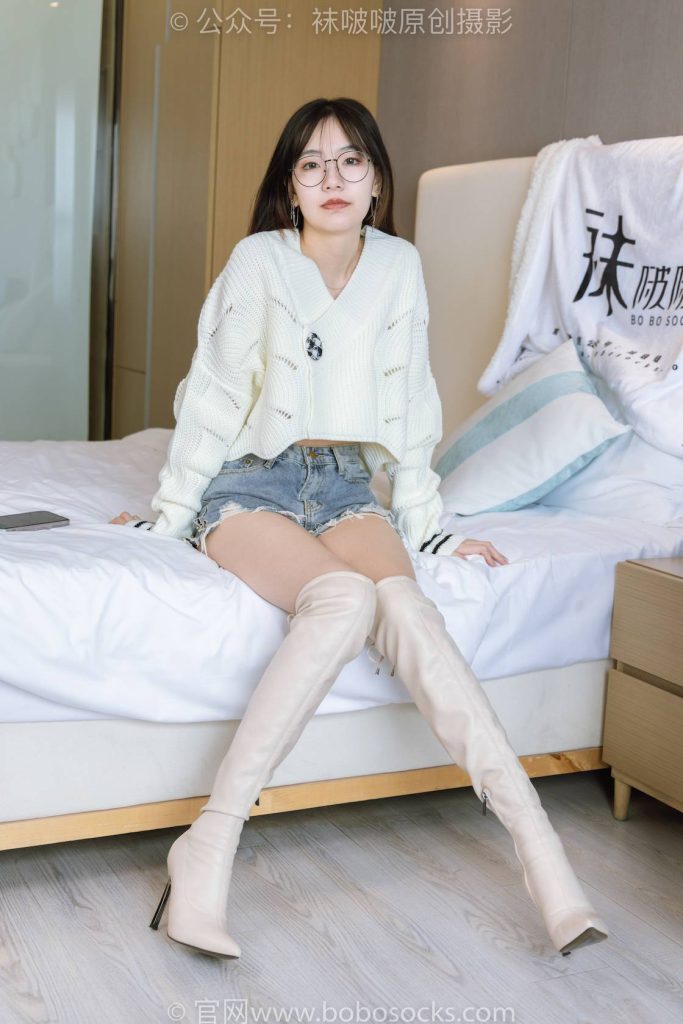 BoBoSocks袜啵啵 NO.222 小甜豆-长靴、白棉袜、裸足 [180P-1V-6.8GB]-图屿X