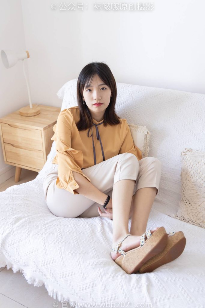 BoBoSocks袜啵啵 NO.240 小甜豆-三双高跟鞋、肉丝、裸足 [156P-1V-6.4GB]-图屿X