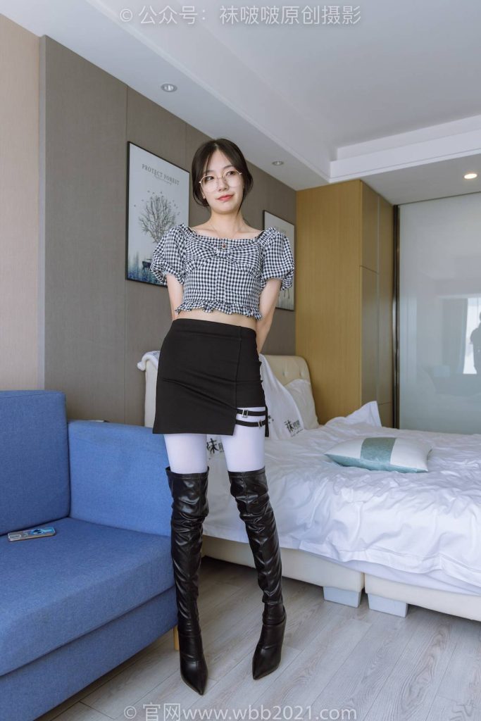 BoBoSocks袜啵啵 NO.272 小甜豆-长靴、高跟鞋、厚白丝 [140P-1V-6.5GB]-图屿X