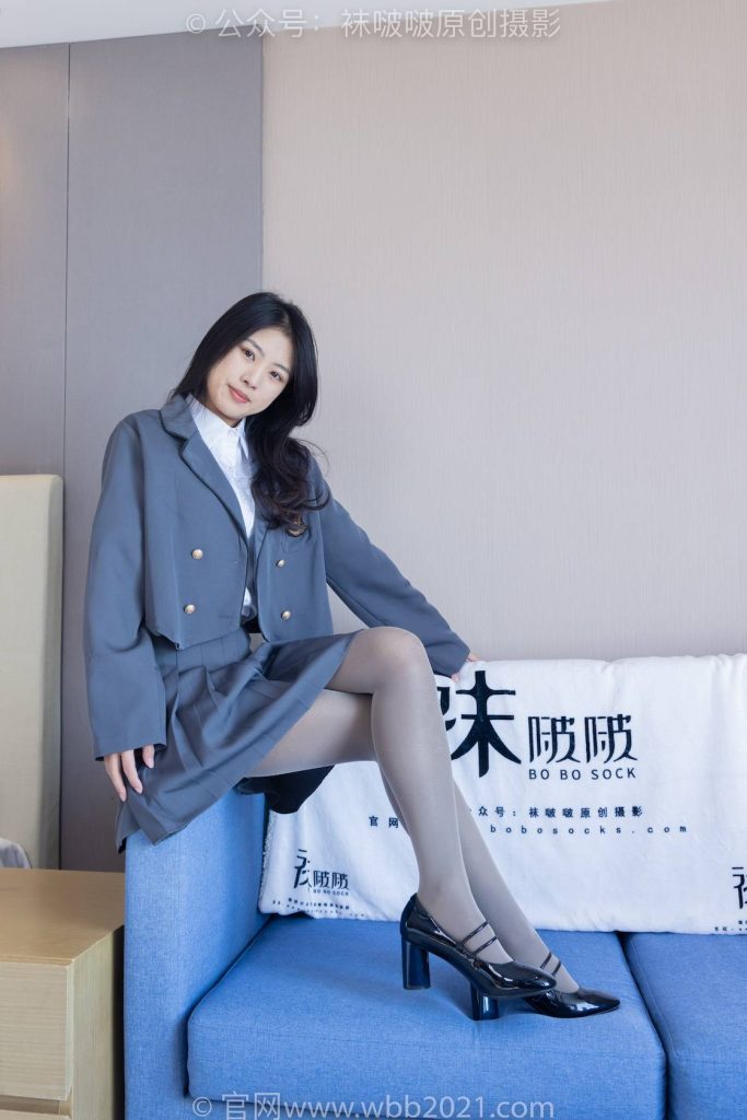 BoBoSocks袜啵啵 NO.312 奶油-高跟鞋、黑丝打底、肉丝、脚趾夹东西 [160P-1V-6.7GB]-图屿X