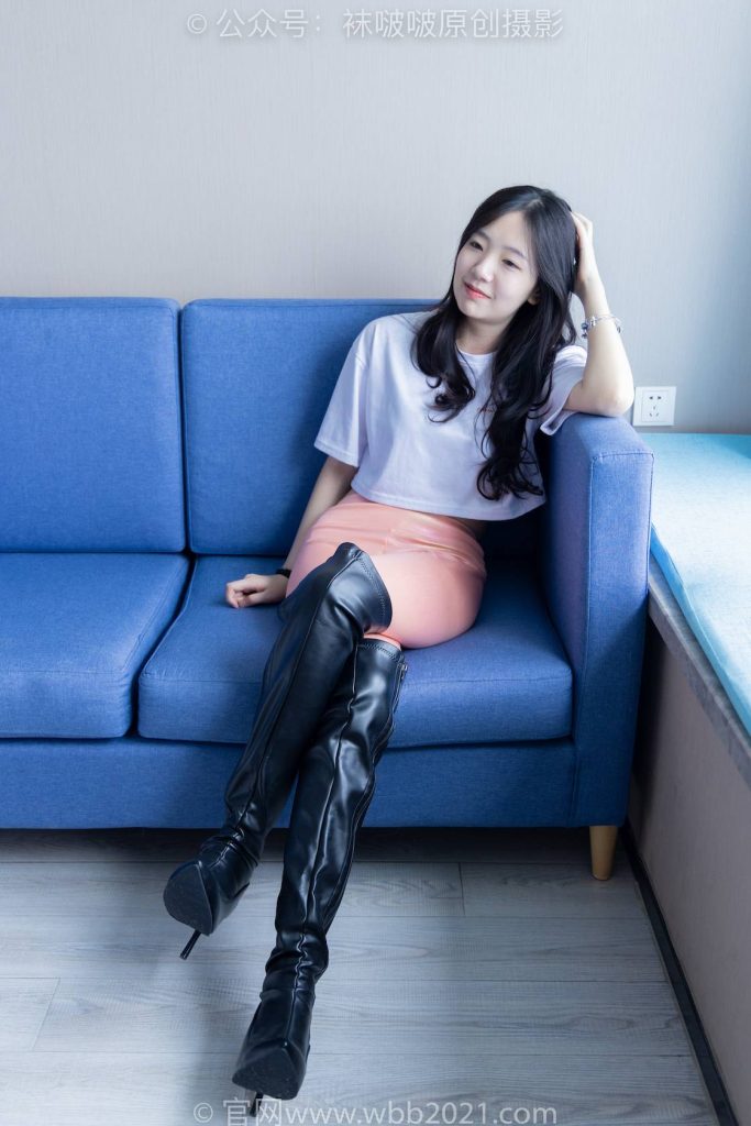 BoBoSocks袜啵啵 NO.323 小甜豆-高跟长靴、黑丝、瑜伽裤裤里丝 [148P-1V-6.2GB]-图屿X